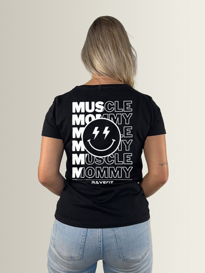 Muscle Mommy – Regular T-Shirt Women