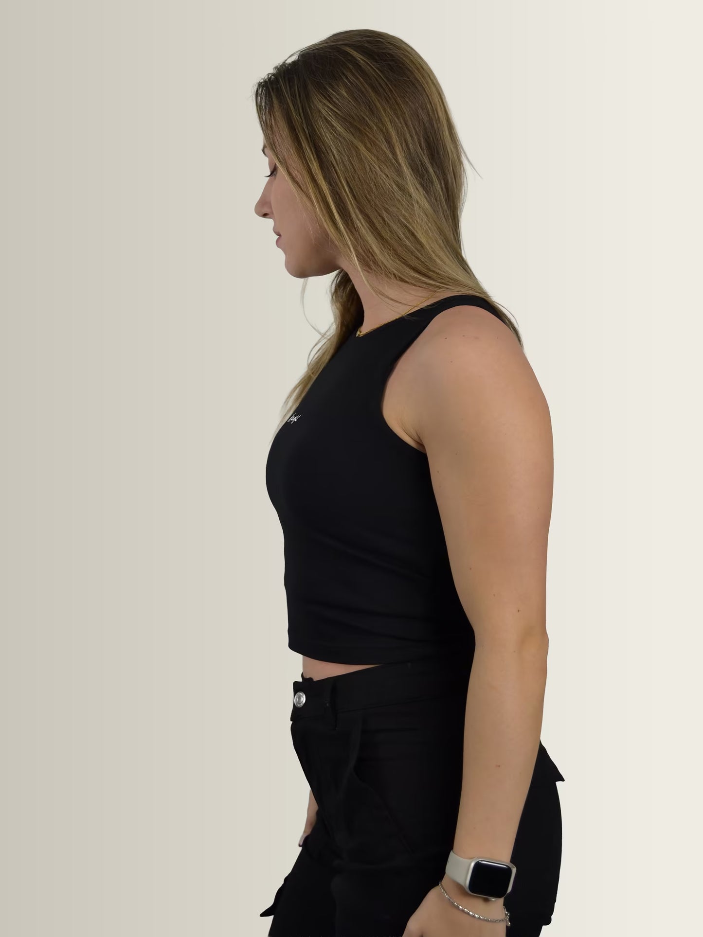 BOUNCE - Graphic Sleeveless Crop Top Black