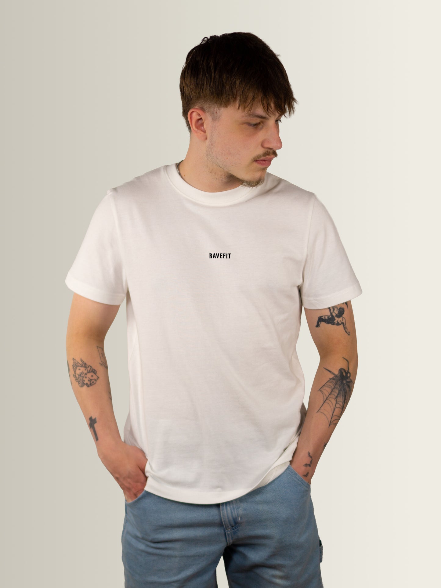 STRONG RAVERS - Relaxed T-Shirt Men Off White