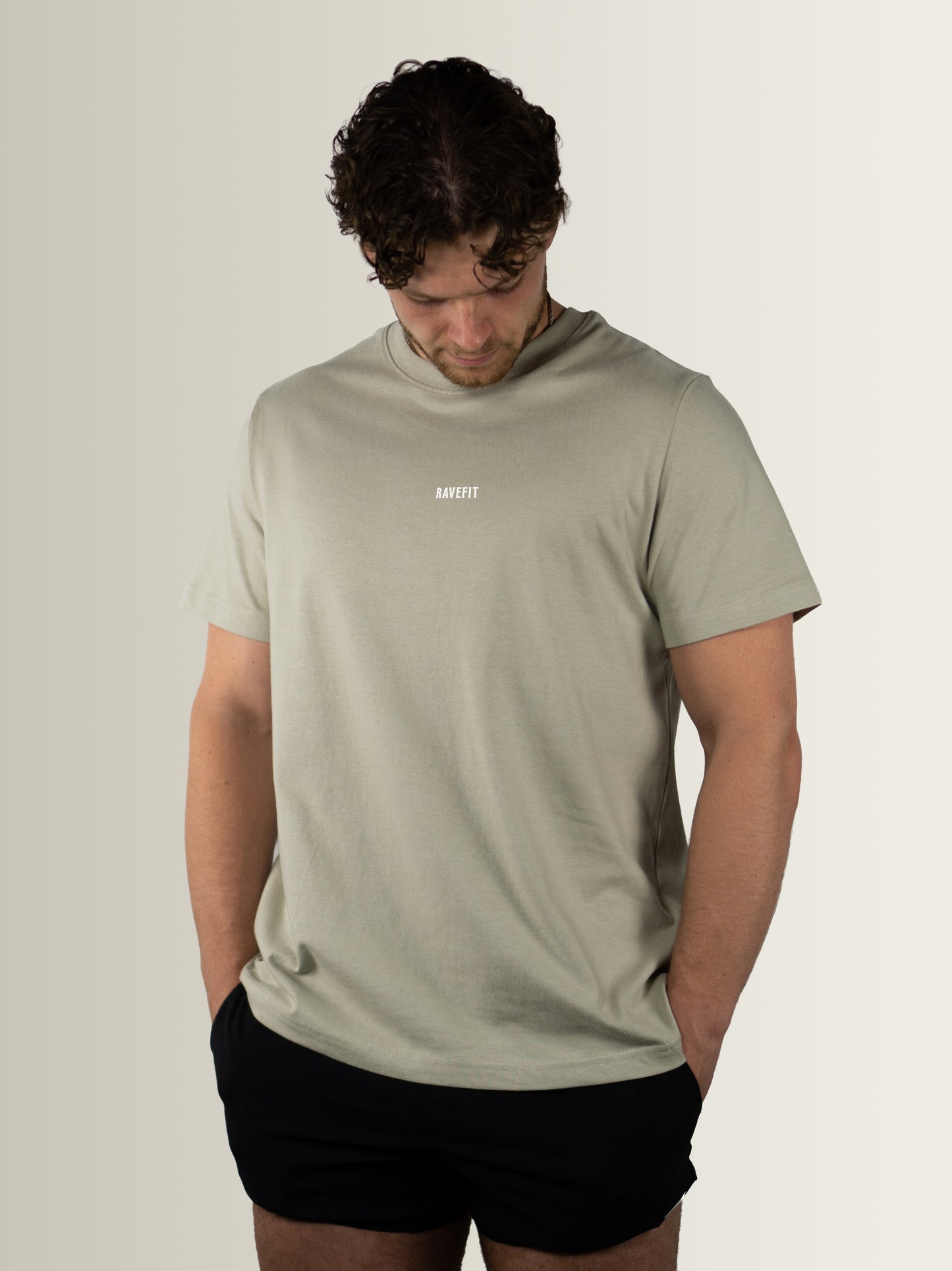 STRONG RAVERS - Relaxed T-Shirt Men Stone