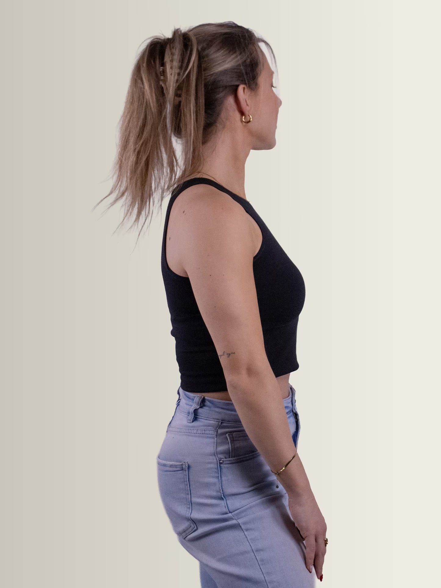 KLAPLONGEN - Sleeveless Crop Top Black